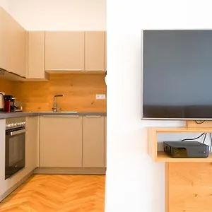Nadland B7 Apartment
